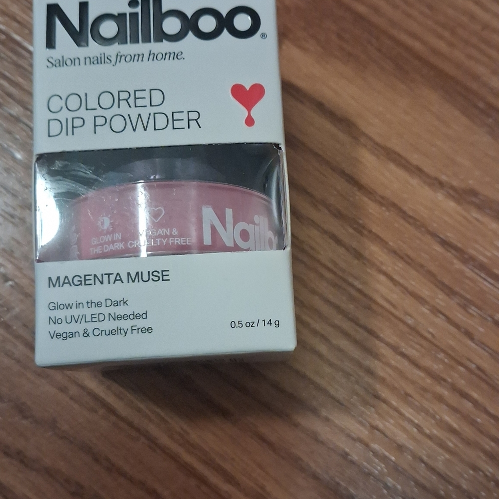 Nailboo Magenta Muse Colored Dip Powder